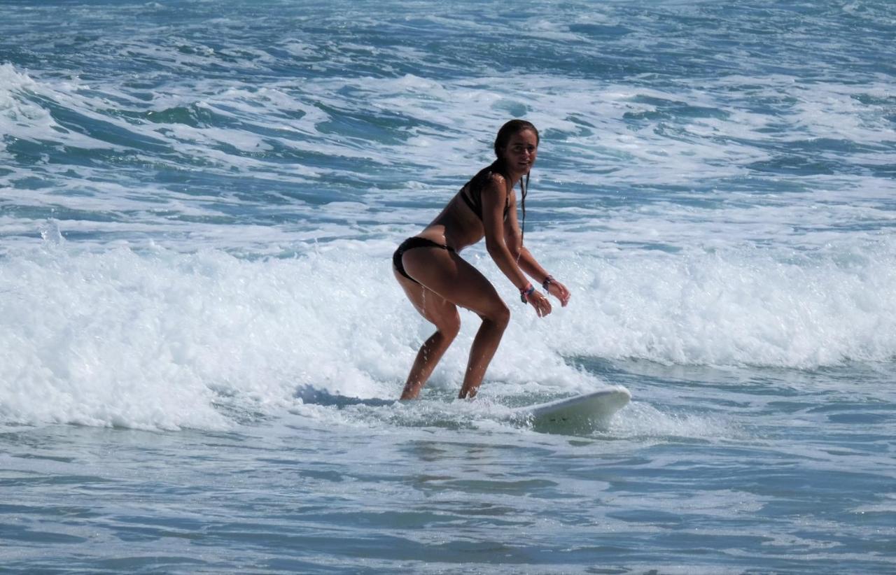 Llanes Surfcamp & Hostel Eksteriør billede