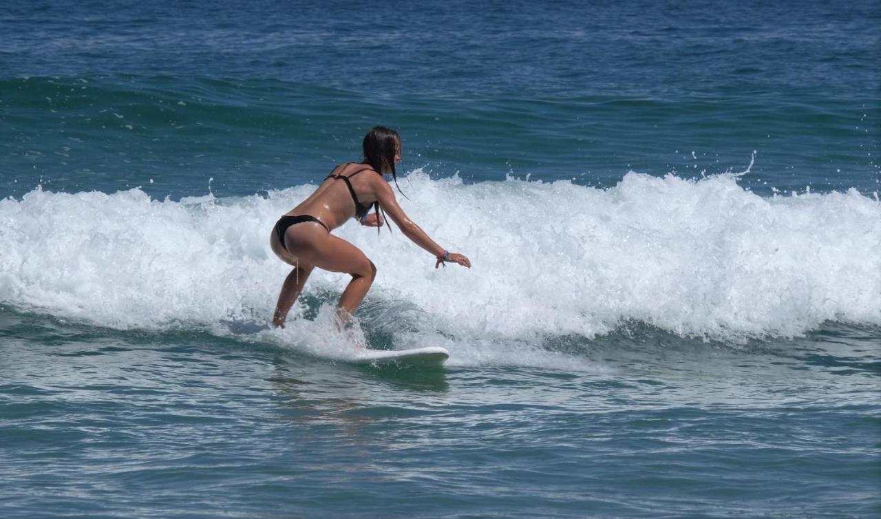 Llanes Surfcamp & Hostel Eksteriør billede